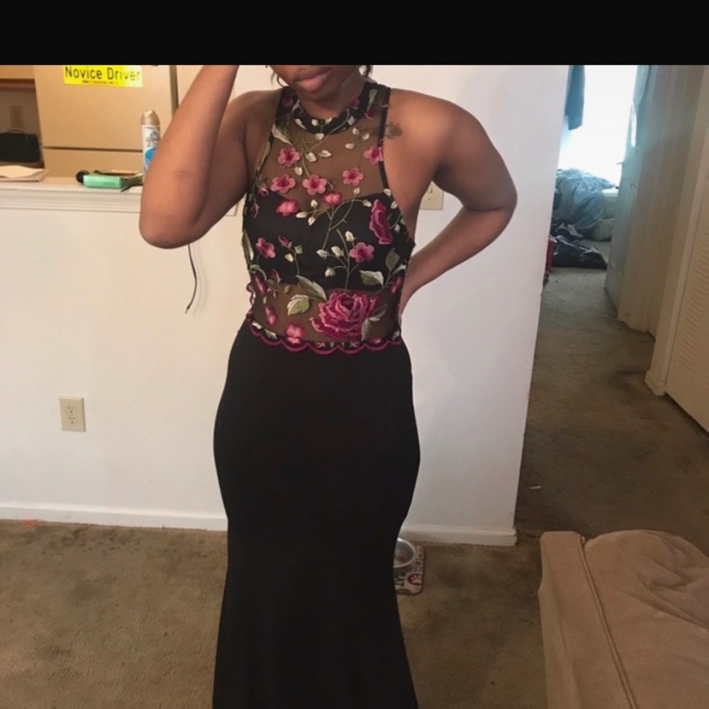 Flowery backless Prom dress
